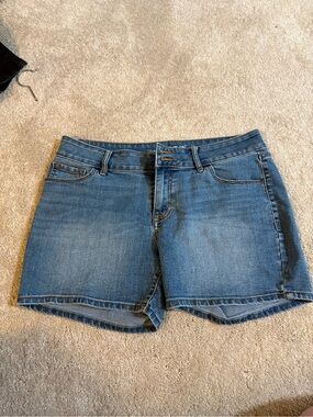 Apt. 9 Medium Blue Denim Jean Shorts